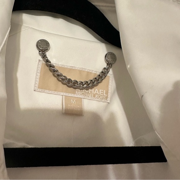 Michael Kors Women's White Trench Coat - Picture 4 of 7